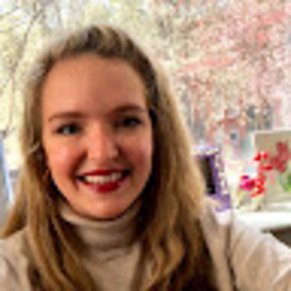 Meet your Posher, Carly